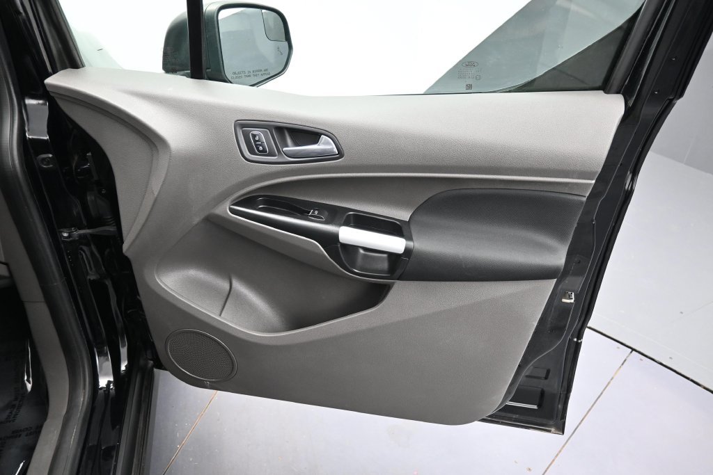 Used 2019 Ford Transit Connect XLT w/ Trailer Tow Package FWD image 18