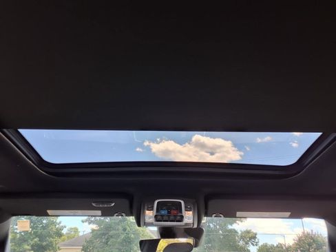 Used 2025 RAM 1500 Big Horn image 14