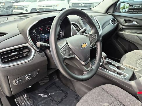 Used 2024 Chevrolet Equinox LT w/ LPO, Floor Liner Package FWD image 16