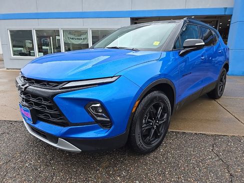 New 2025 Chevrolet Blazer LT w/ Sound & Technology Package image 3