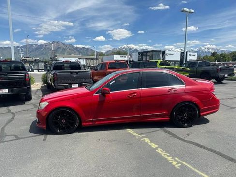 Used 2010 Mercedes-Benz C 300 4MATIC Sedan image 7