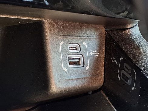 Used 2025 Jeep Compass Trailhawk AWD/4WD image 27