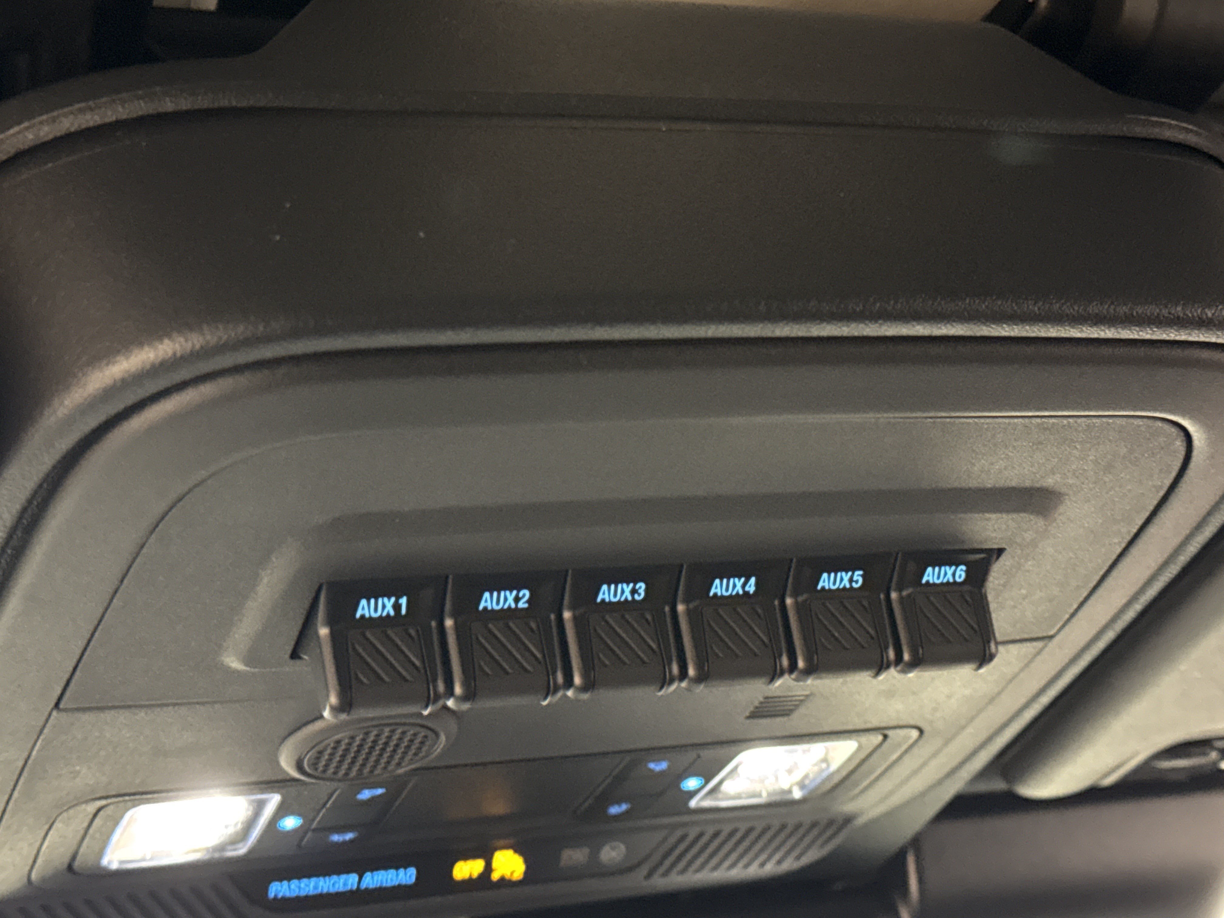 New 2026 Ford Bronco Raptor w/ Interior Carbon Fiber Pack AWD/4WD image 19