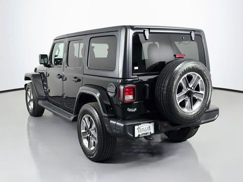 Used 2023 Jeep Wrangler Unlimited Sahara AWD/4WD image 5