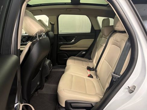 Certified 2025 Lincoln Corsair AWD w/ Equipment Group 101A image 31