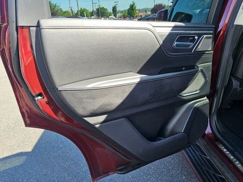 Used 2025 INFINITI QX80 Sensory w/ Premium Cargo Package AWD/4WD image 20