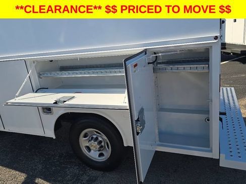 New 2025 Chevrolet Express 3500 w/ Power Convenience Package RWD image 18