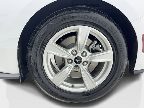 Used 2024 Ford Mustang EcoBoost image 40