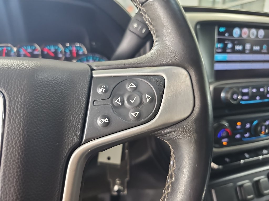 Used 2017 GMC Sierra 1500 SLT w/ SLT Premium Package AWD/4WD image 22