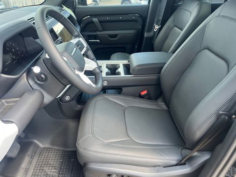 Used 2026 Land Rover Defender 110 S AWD/4WD image 5