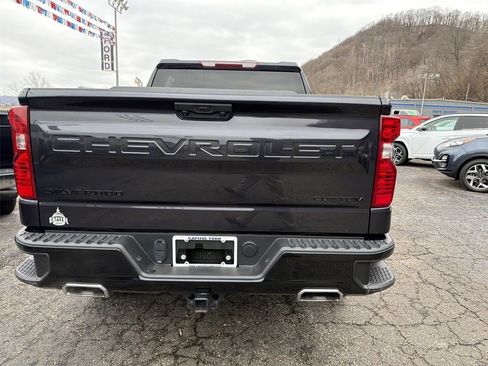 Used 2023 Chevrolet Silverado 1500 Custom Trail Boss w/ LPO, Dark Essentials Package image 5