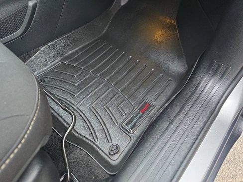 Used 2016 Jeep Cherokee Latitude w/ Cold Weather Group image 49