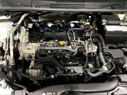 Used 2024 Toyota Corolla LE FWD image 33