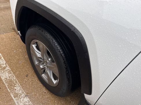 Used 2024 Toyota RAV4 XLE w/ Convenience Package image 8