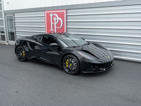 New 2025 Lotus Emira image 41