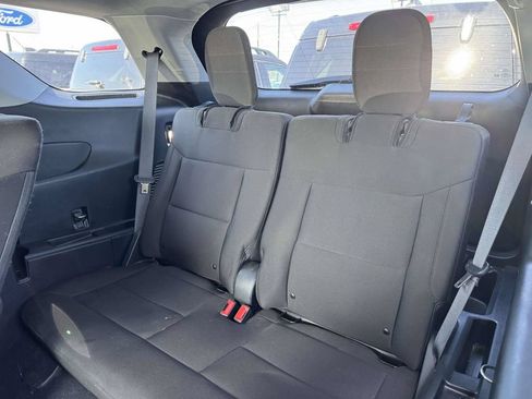 Used 2022 Ford Explorer XLT AWD/4WD image 33