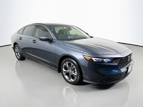 Used 2023 Honda Accord EX image 15