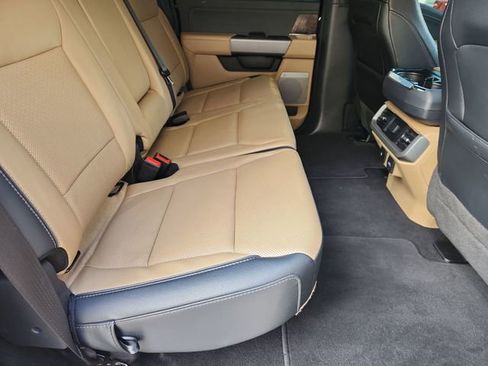 Used 2023 Ford F150 Lariat w/ Trailer Tow Package image 27