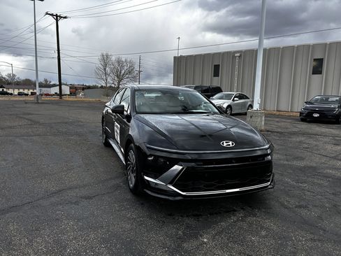 Used 2025 Hyundai Sonata Limited image 5