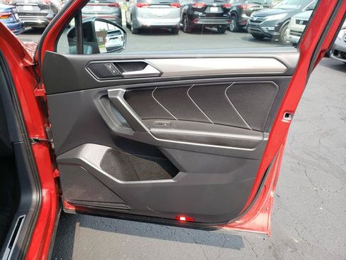 Used 2024 Volkswagen Tiguan SE R-Line AWD/4WD image 21
