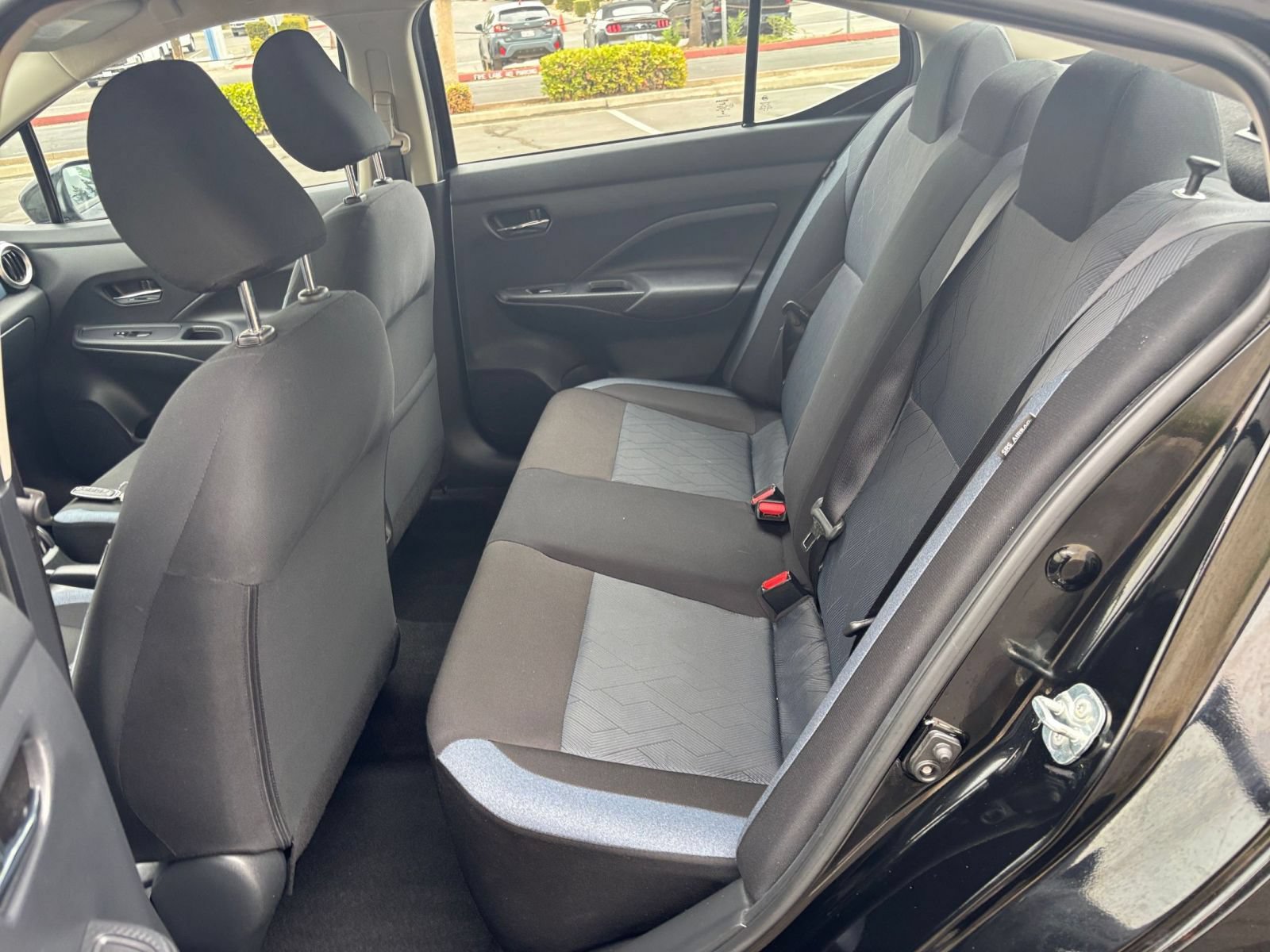 Used 2025 Nissan Versa SV FWD image 22