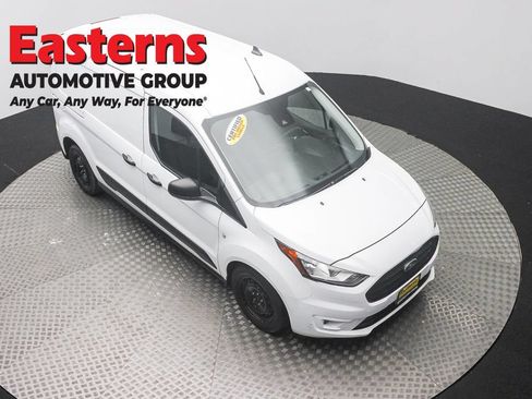 Used 2022 Ford Transit Connect XLT FWD image 3