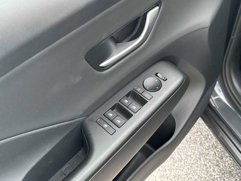 New 2026 Hyundai Kona SEL Premium image 15