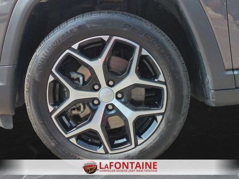 Used 2024 Jeep Compass Limited AWD/4WD image 32