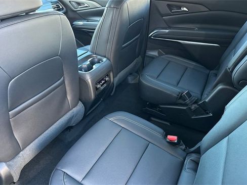New 2026 Chevrolet Traverse LT image 16