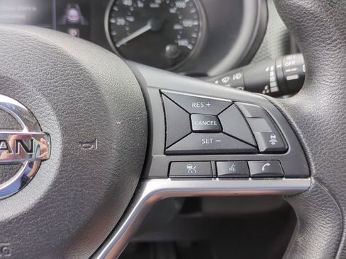 Used 2021 Nissan Kicks SV FWD image 21
