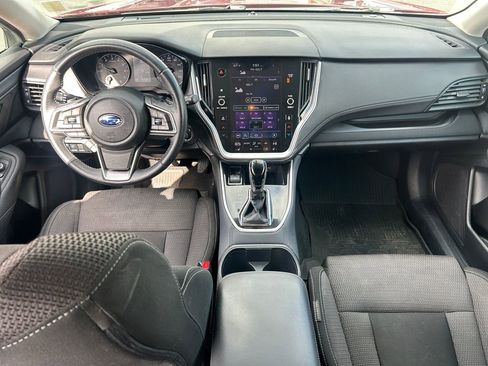 Used 2020 Subaru Outback Premium image 31