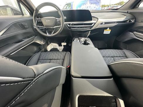 New 2026 Cadillac Lyriq V image 13
