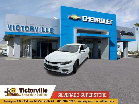 Used 2016 Chevrolet Malibu LT FWD image 1