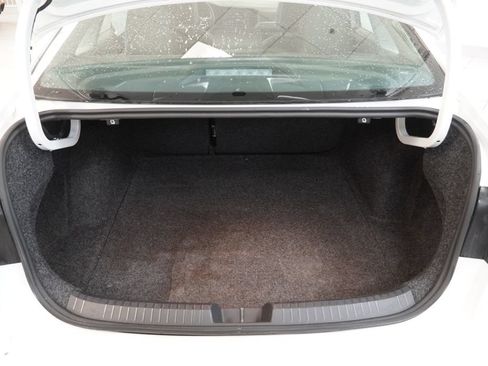 Used 2019 Volkswagen Jetta SE FWD image 11