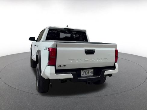 Used 2025 Toyota Tacoma SR image 11