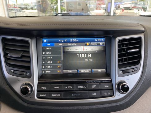 Used 2017 Hyundai Tucson Limited w/ Limited Ultimate Package 03 AWD/4WD image 34