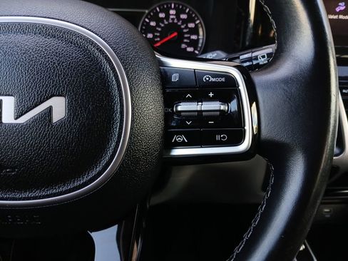 Used 2022 Kia Sorento S w/ Panoramic Sunroof Package FWD image 25