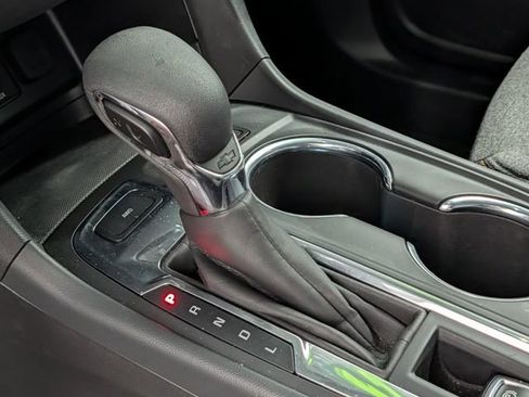 Certified 2024 Chevrolet Equinox LT AWD/4WD image 25