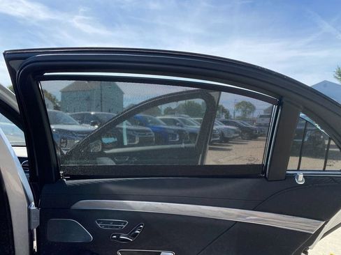 Used 2016 Mercedes-Benz S 550 4MATIC Sedan image 31