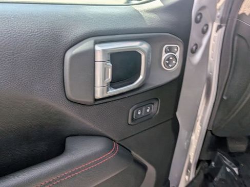 Used 2019 Jeep Wrangler Unlimited Rubicon image 13