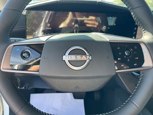 New 2025 Nissan Murano SL AWD/4WD image 11