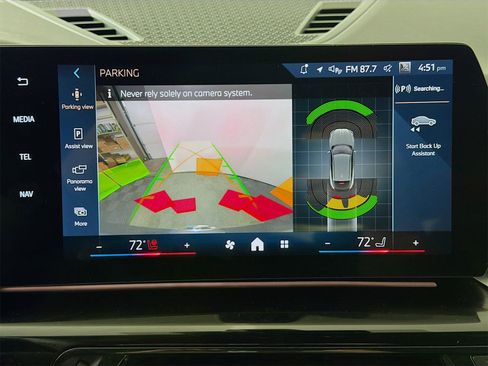 Used 2025 BMW X2 xDrive28i image 17