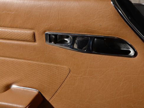 Used 1987 Mercedes-Benz 560 SL 560 SL image 24