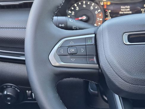 New 2026 Jeep Compass Latitude image 26