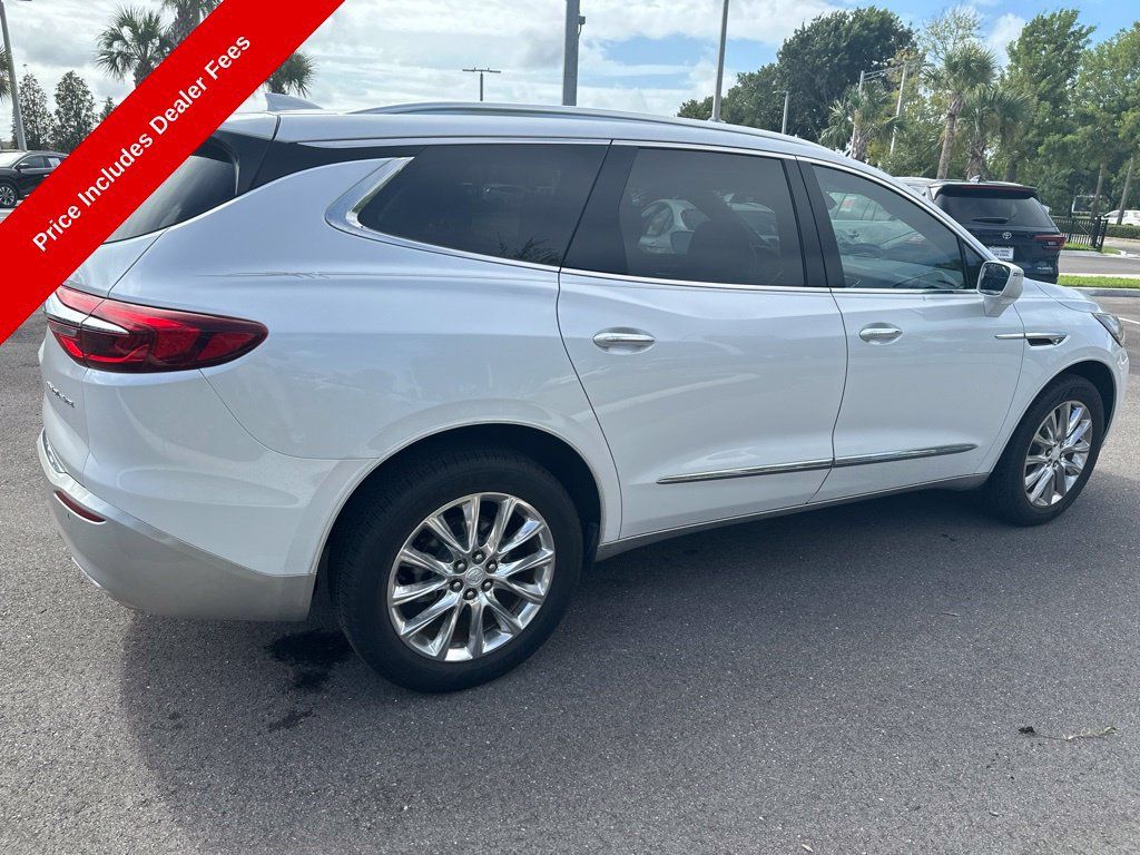 Used 2018 Buick Enclave Premium w/ Experience Buick Package FWD image 5