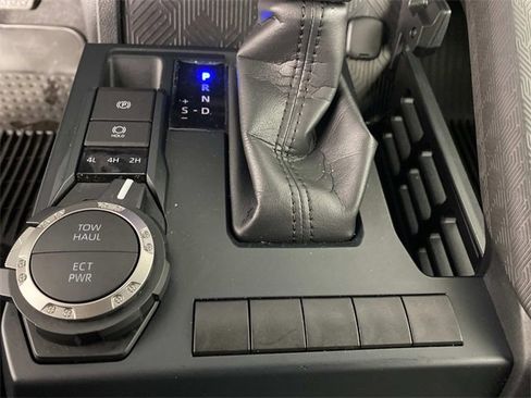 Used 2024 Toyota Tacoma SR5 image 22