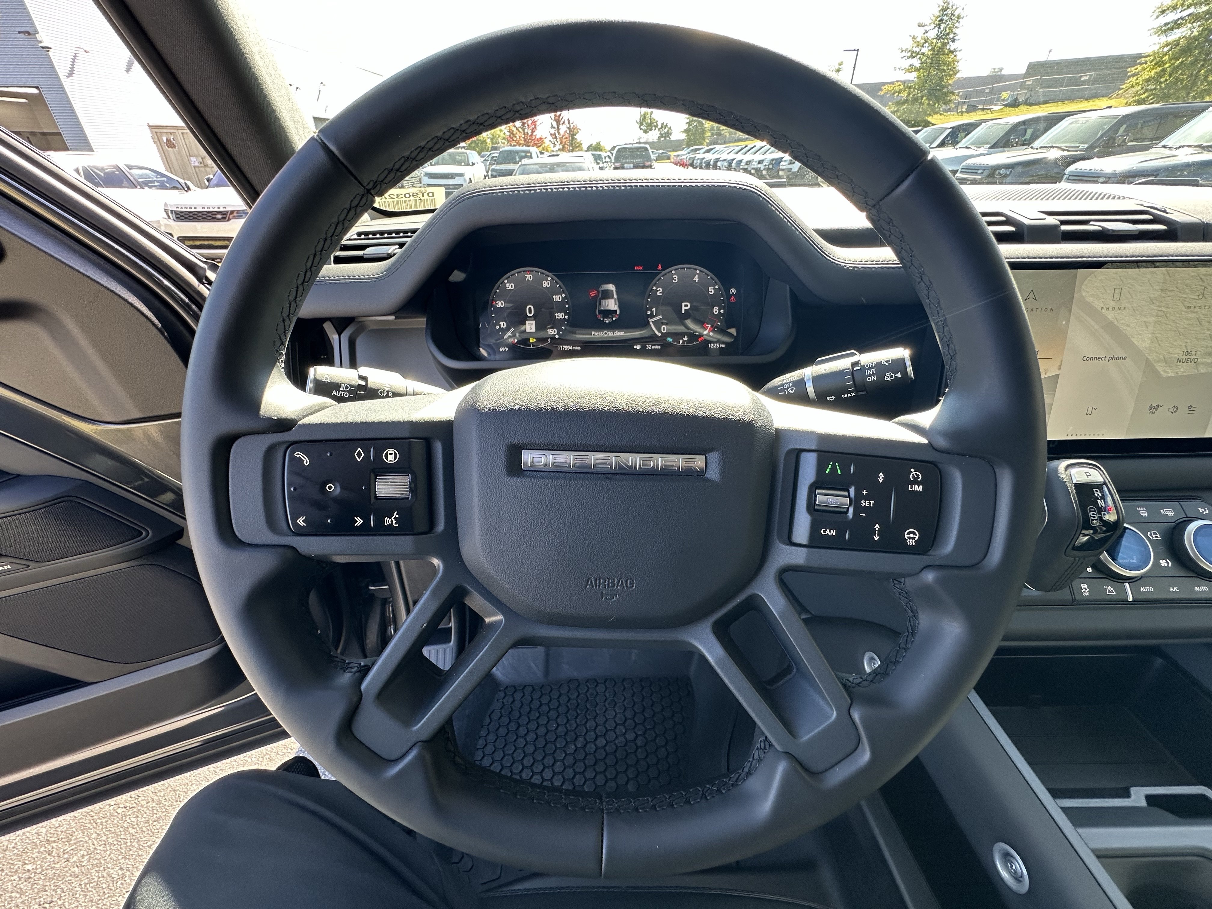 Certified 2025 Land Rover Defender 110 S AWD/4WD image 20