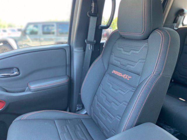 Used 2024 Nissan Frontier PRO-4X w/ Technology Package AWD/4WD image 27
