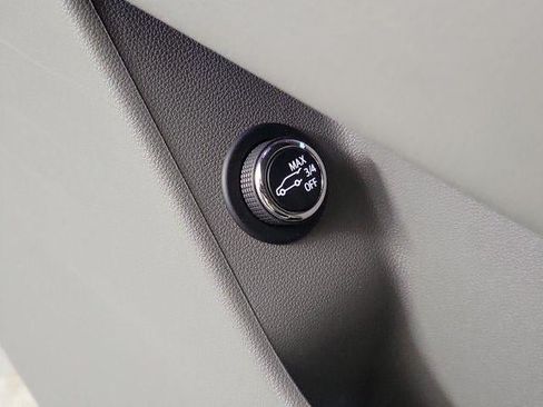 Certified 2024 Cadillac XT6 Premium Luxury FWD image 21