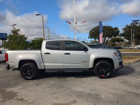 Used 2019 Chevrolet Colorado LT w/ Redline Special Edition image 2